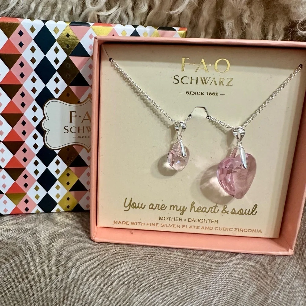 Necklace Set, Mother Daughter, FAO Schwarz, Pink Heart